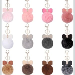 Chic Pom Pom Keychain